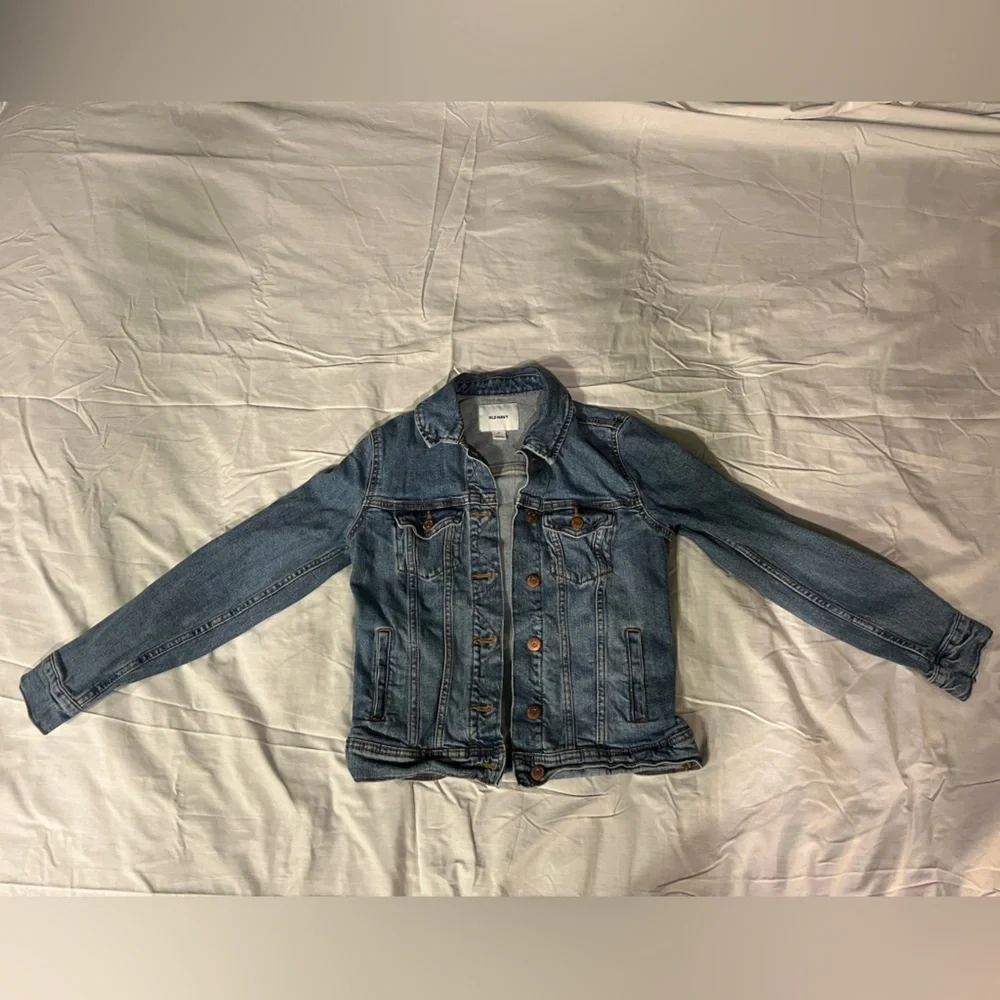 Old Navy Classic Denim Jacket, Size XS - Picture 2 of 16